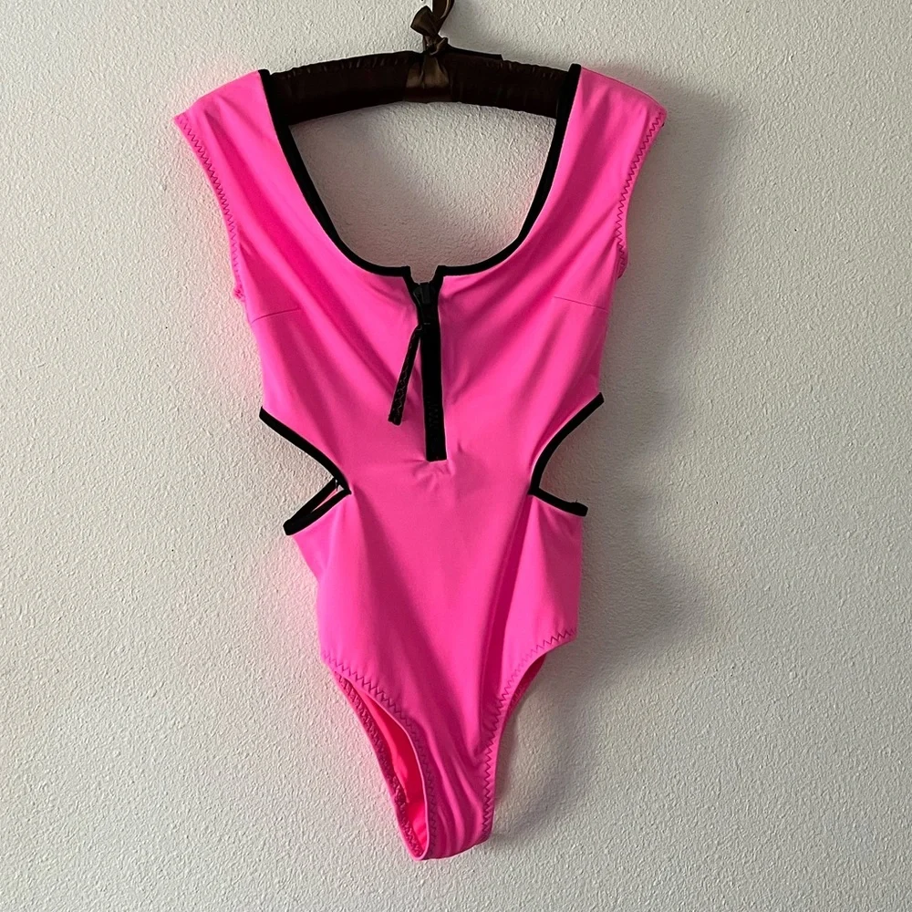 {Zara} Brand New Cut Out One Piece Swimsuit